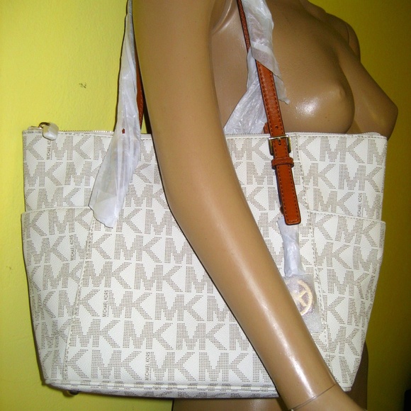NEW Michael Kors  Original MK Vanilla Jet Set Logo Monogram handbag Tote - Picture 1 of 16